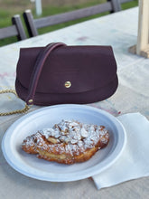 Load image into Gallery viewer, Cresta - Chianti/Brass
