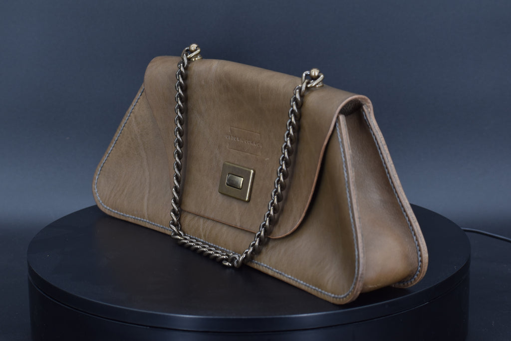 Trapezio - Concrete/Antique Brass