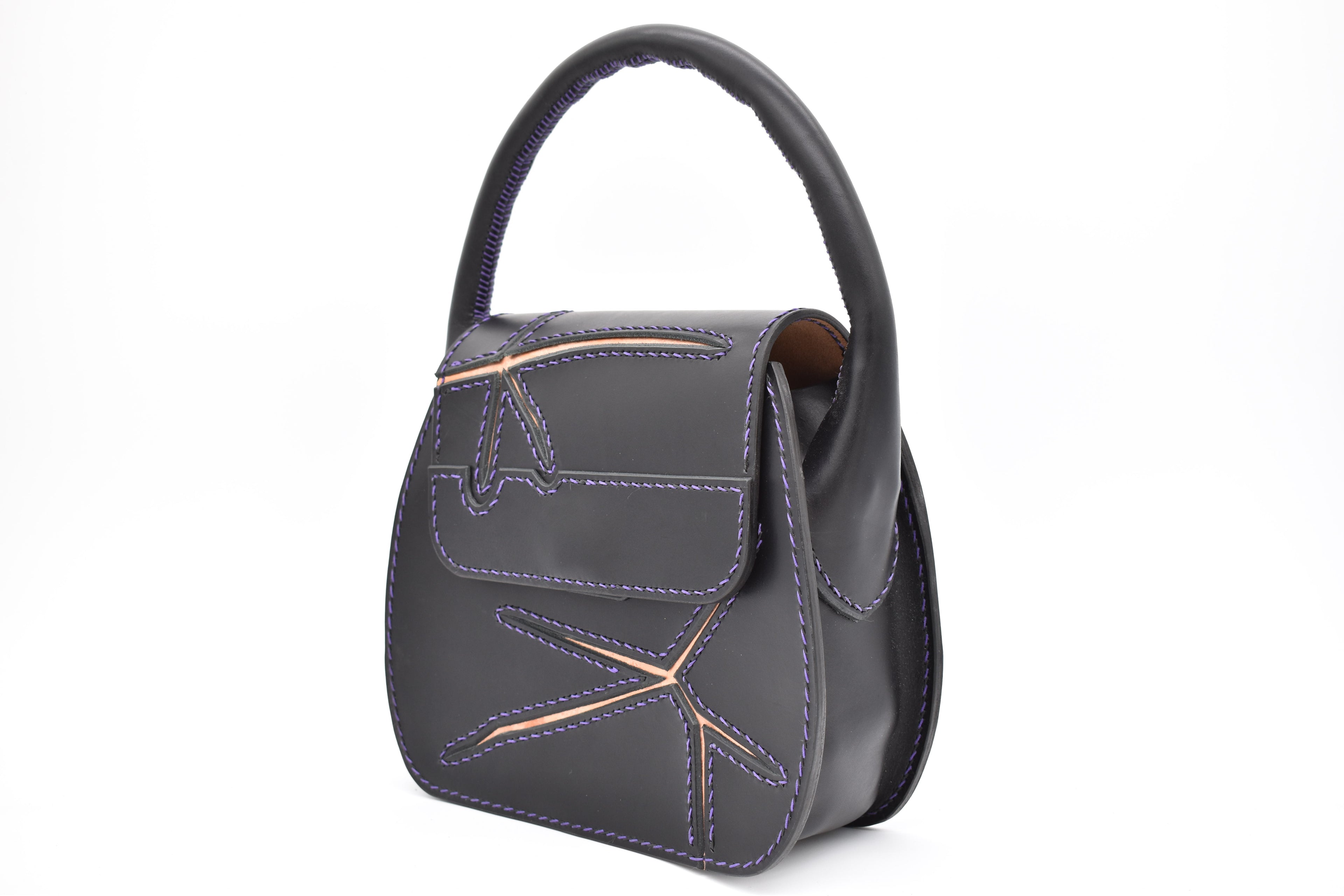 Classica - Kintsugi Black Walpier/Gold La Perla