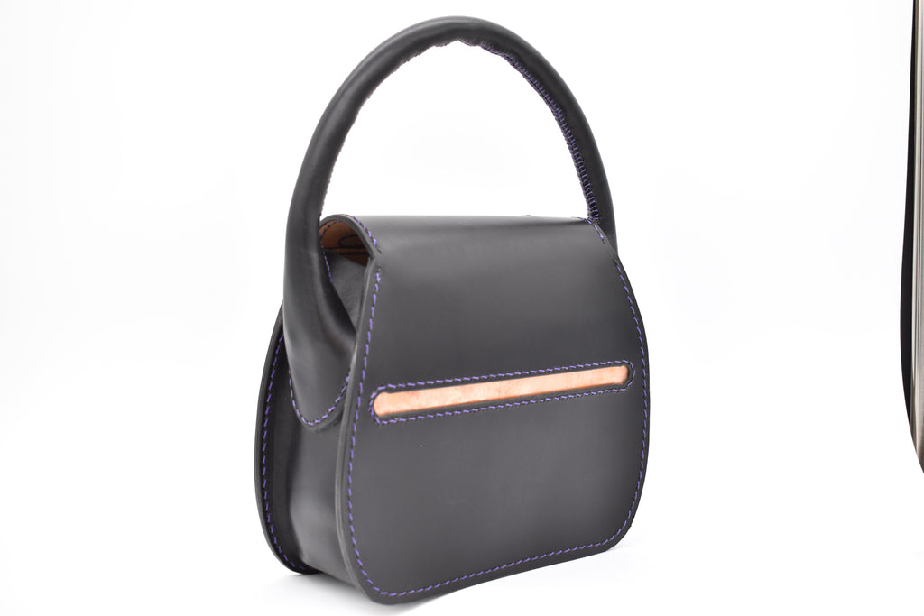 Classica - Kintsugi Black Walpier/Gold La Perla