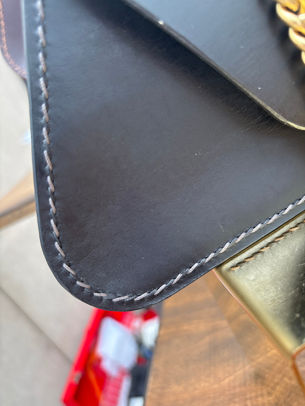 Trapezio - Black/Brass - Gray & Black Stitching