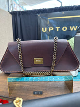 Load image into Gallery viewer, Trapezio - Horween #008/Antique Brass
