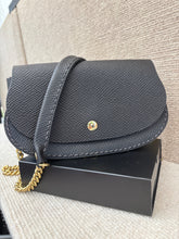 Load image into Gallery viewer, Cresta - Black Horween/Brass
