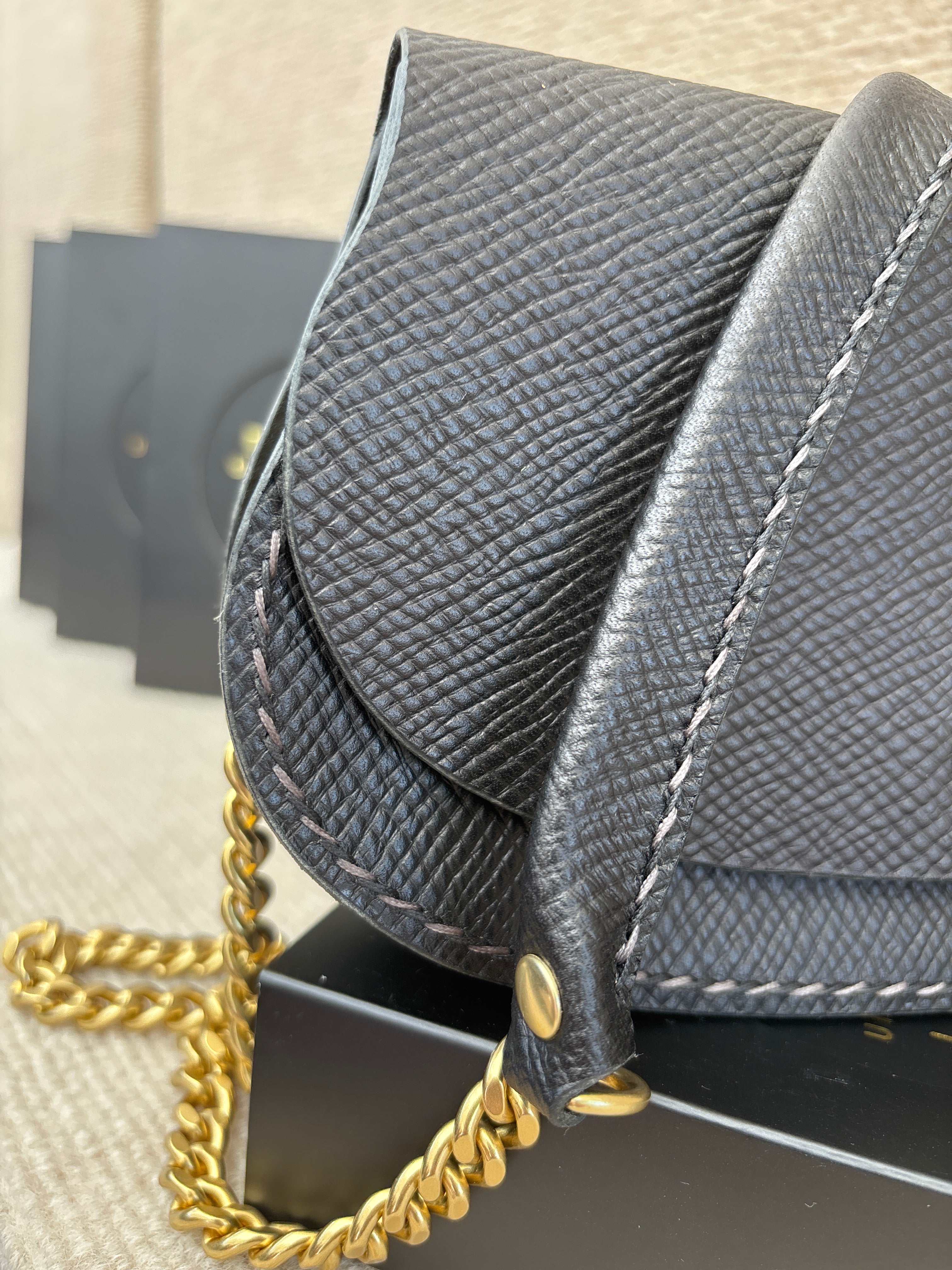 Cresta - Black Horween/Brass