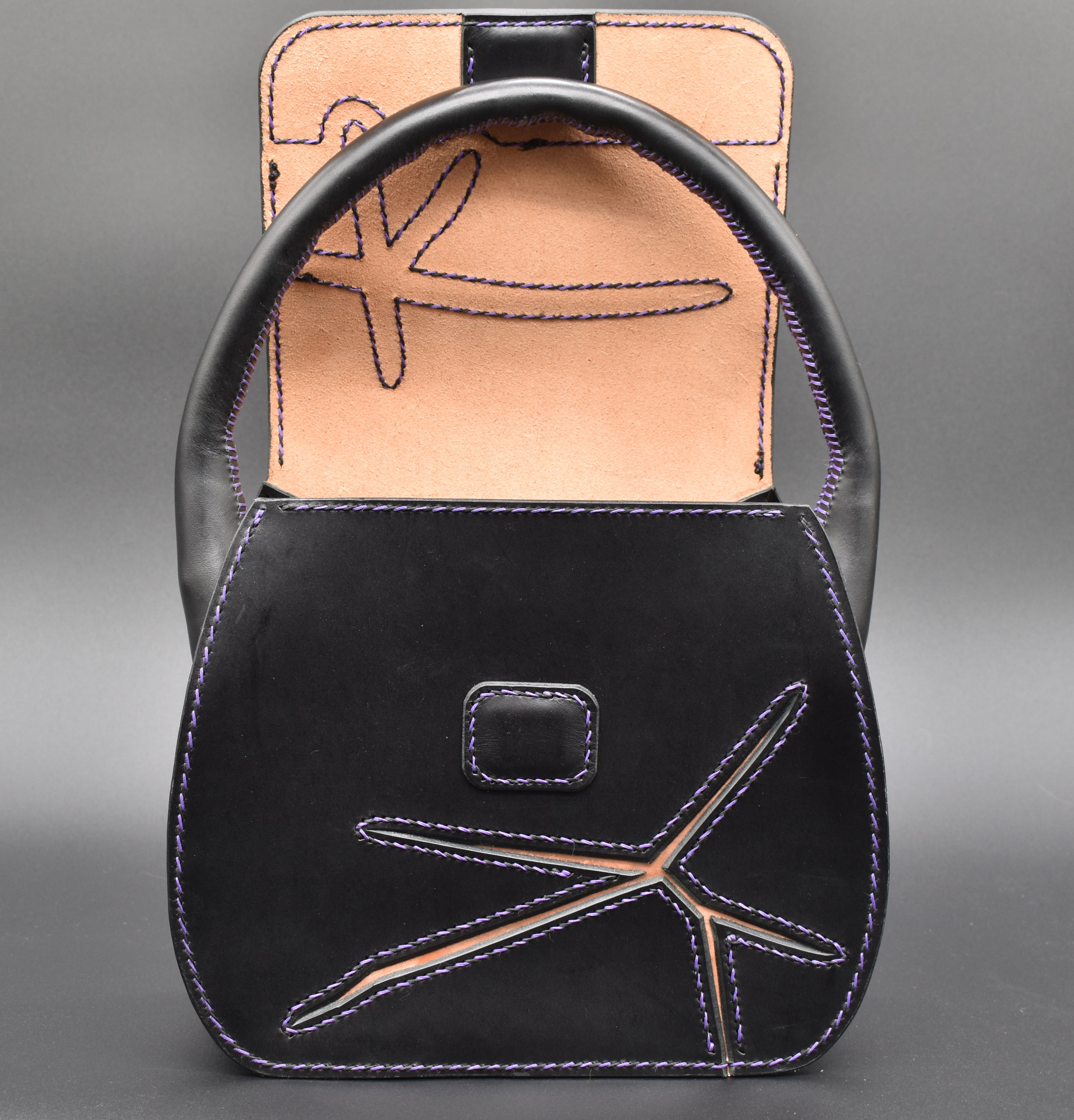 Classica - Kintsugi Black Walpier/Gold La Perla