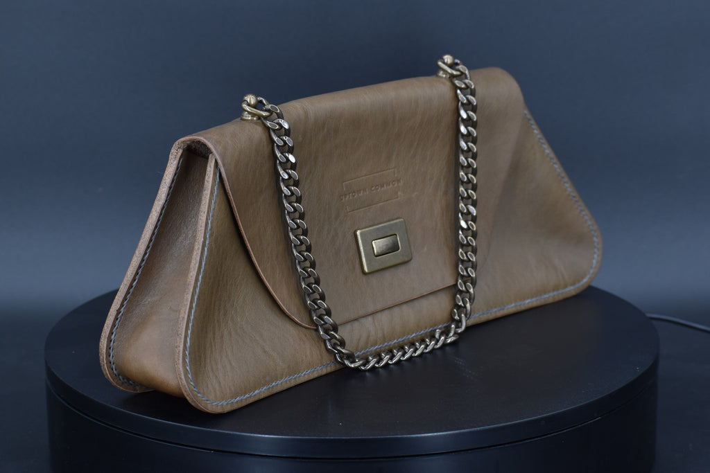 Trapezio - Concrete/Antique Brass