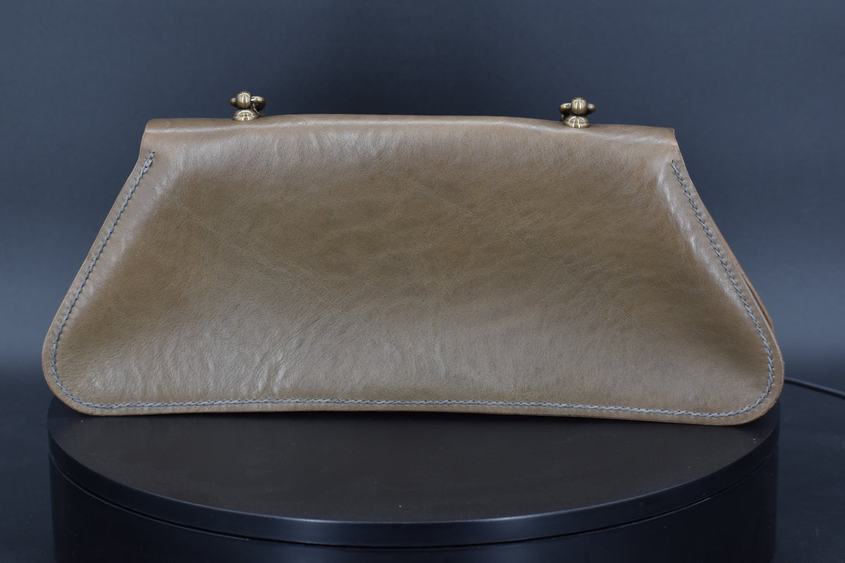 Trapezio - Concrete/Antique Brass