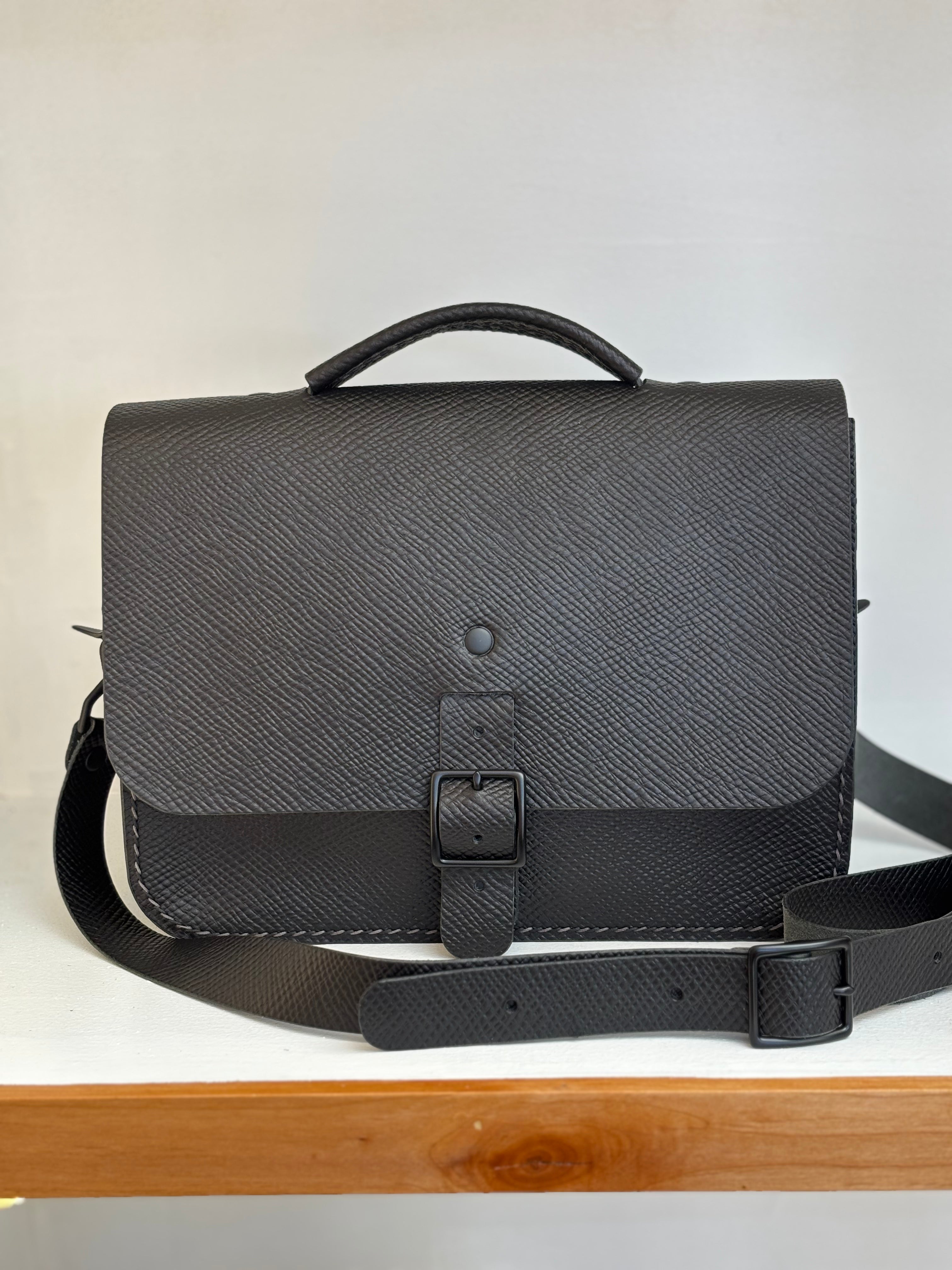 La Borsetta - Black/Matte Black