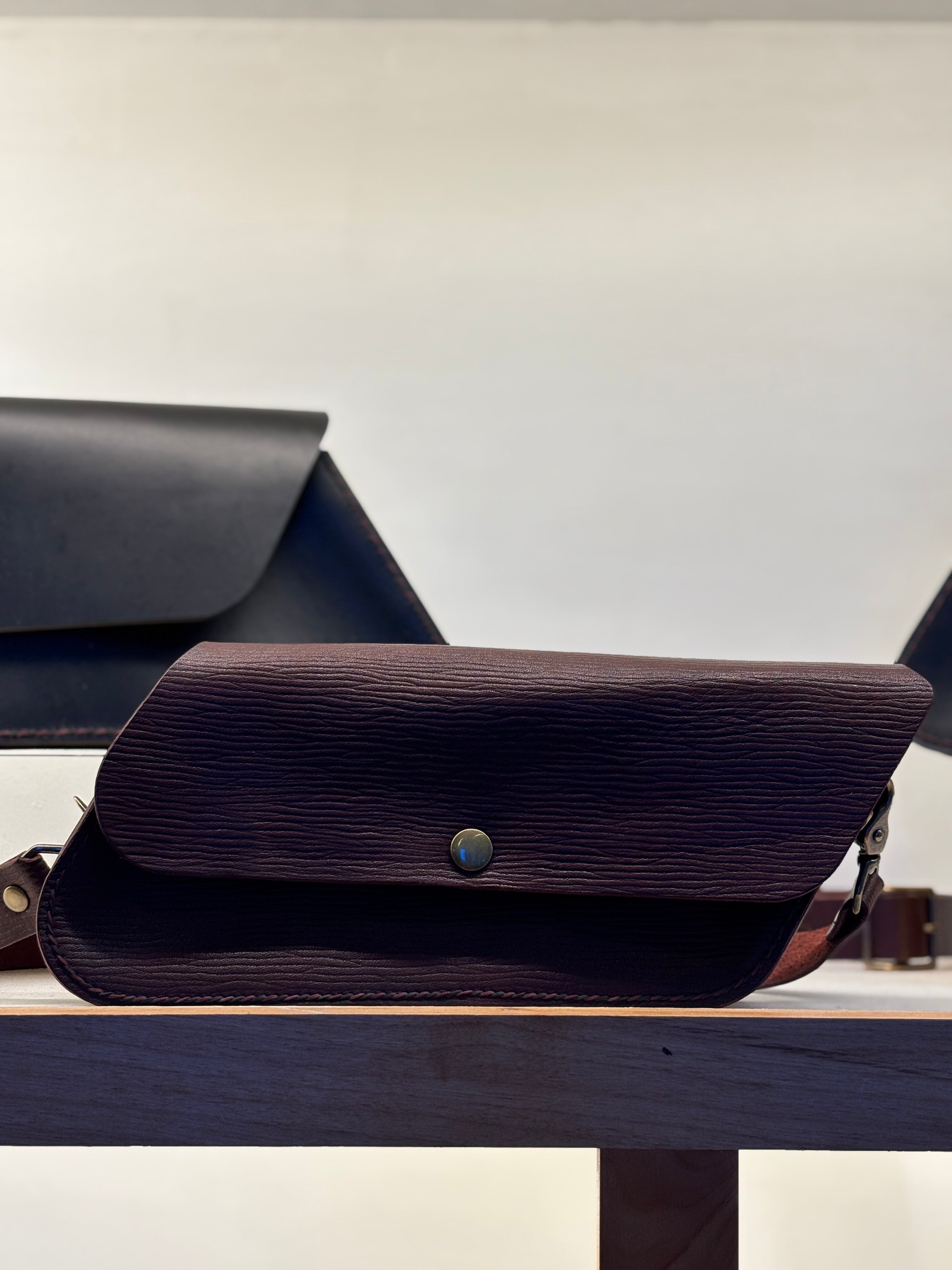 Gramma - Australian Nut/Antique Brass