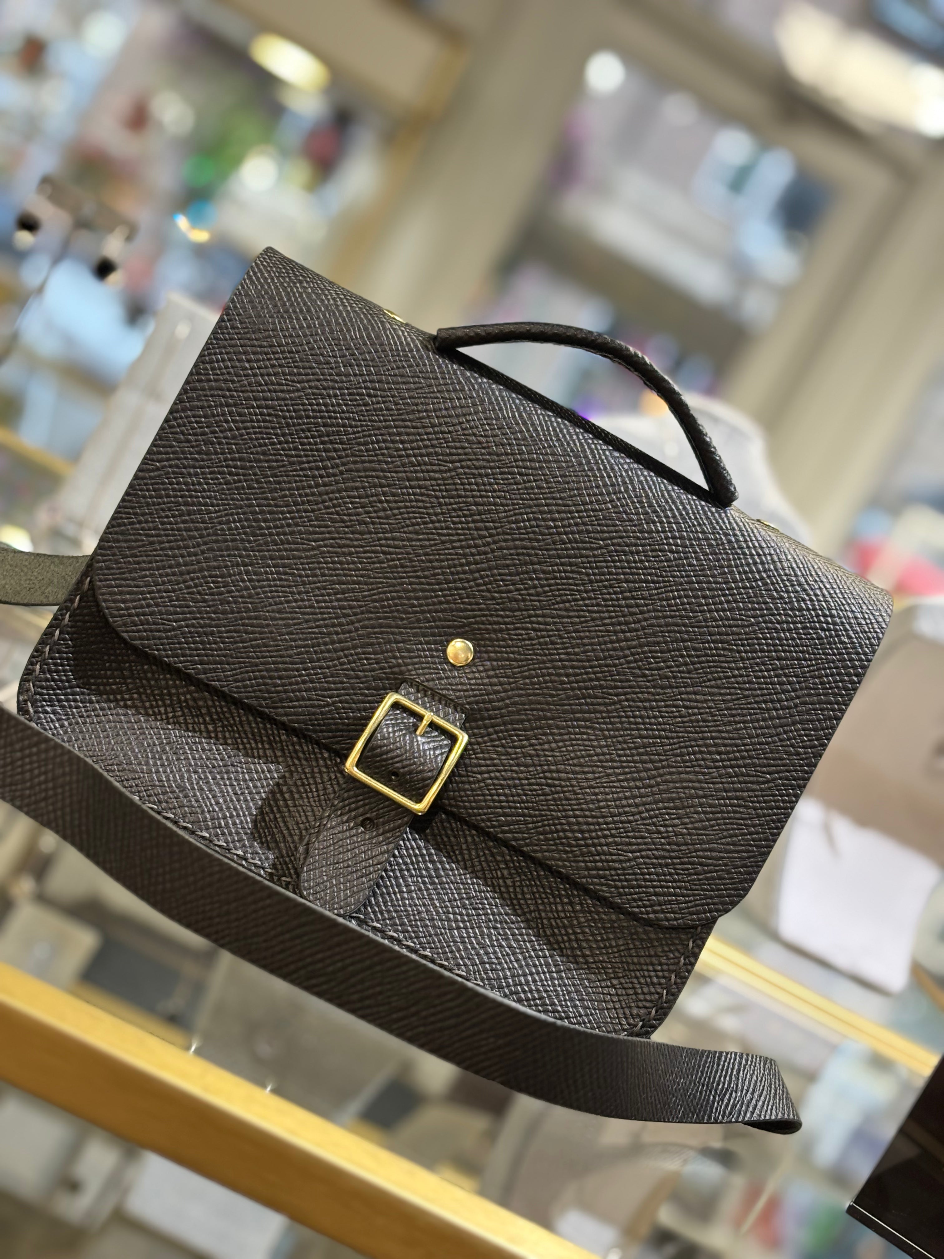 La Borsetta - Black/Brass